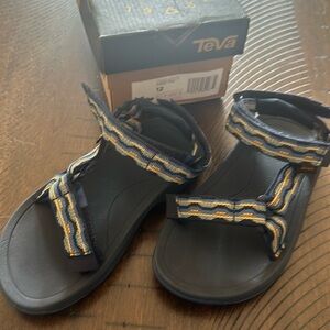 Teva. Children’s. Size 12. Blue. Brand new!